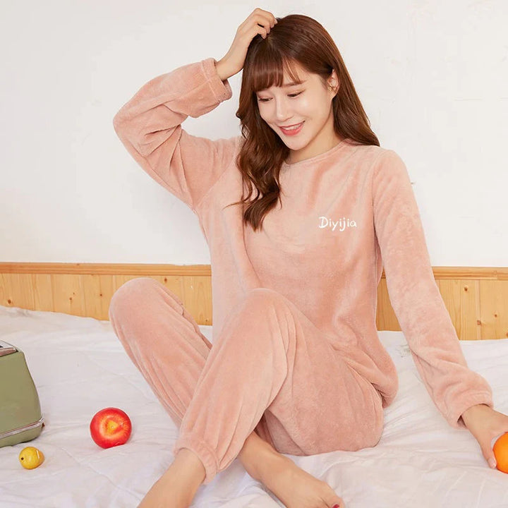 Luna Luxe – Conjunto de pijama para mujer con un diseño elegante y una comodidad suprema