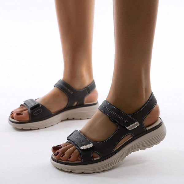 Sandalias de mujer con correas ajustables: elegantes y fiables