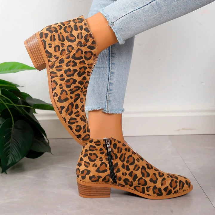Elegantes botines de ante para mujer