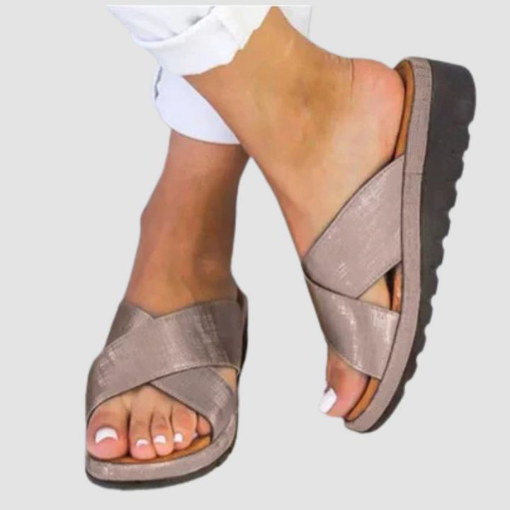 Cómodas sandalias de verano con plataforma