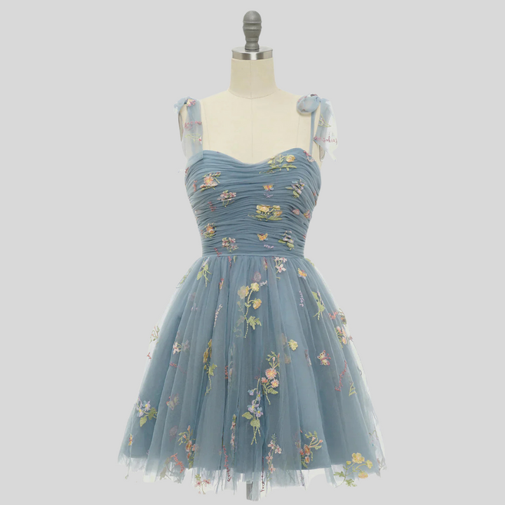 Vestido de Bola de Tul Bordado Elegante – Ropa de Noche de Declaración