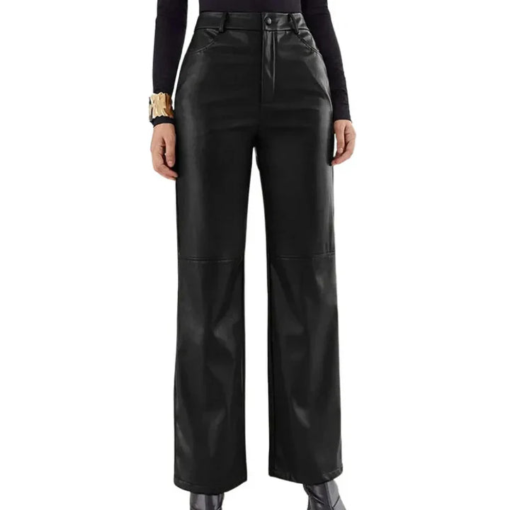 Pantalones de cuero de cintura alta para mujer de SleekEdge