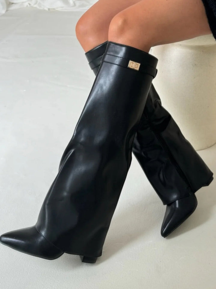 Botas de ante hasta la rodilla con tacón