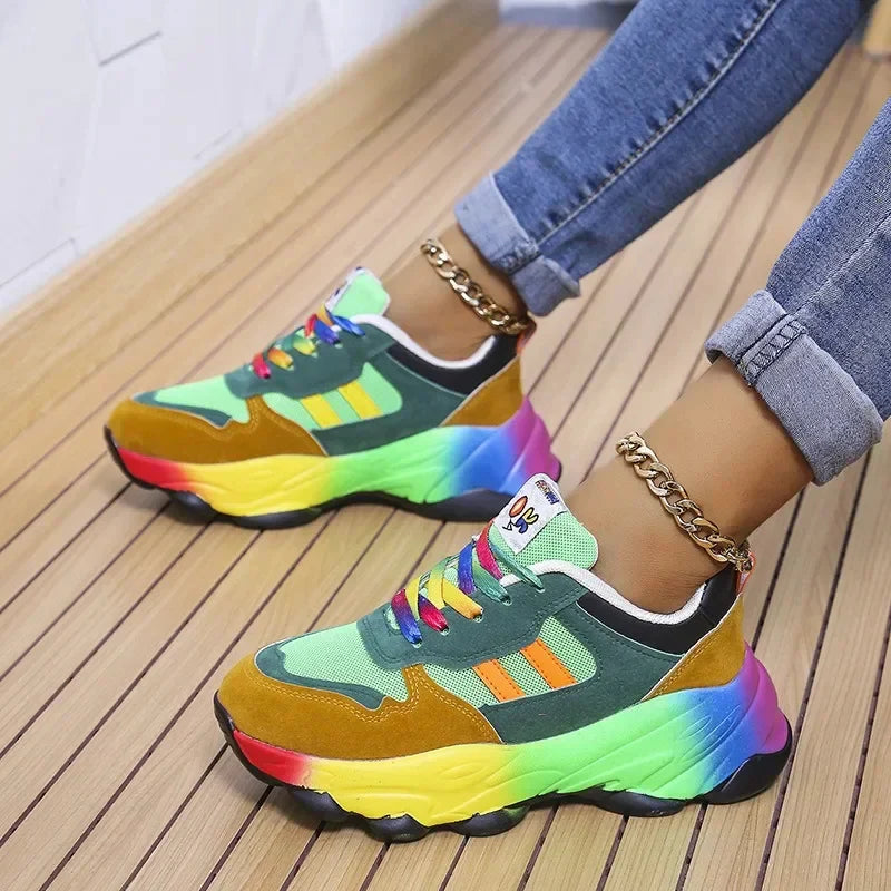 Zapatillas multicolores de moda con suela de plataforma