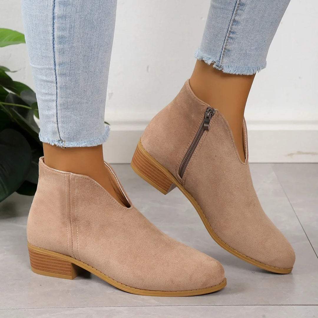 Elegantes botines de ante para mujer