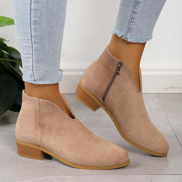 Elegantes botines de ante para mujer