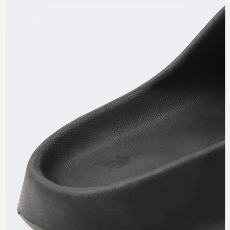 Zapatillas de hombre de diseño informal e innovador