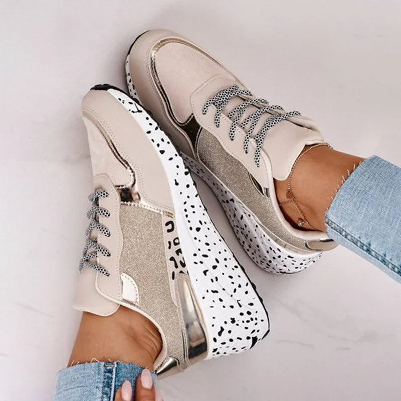 Zapatillas con plataforma personalizables para mujer: estilo