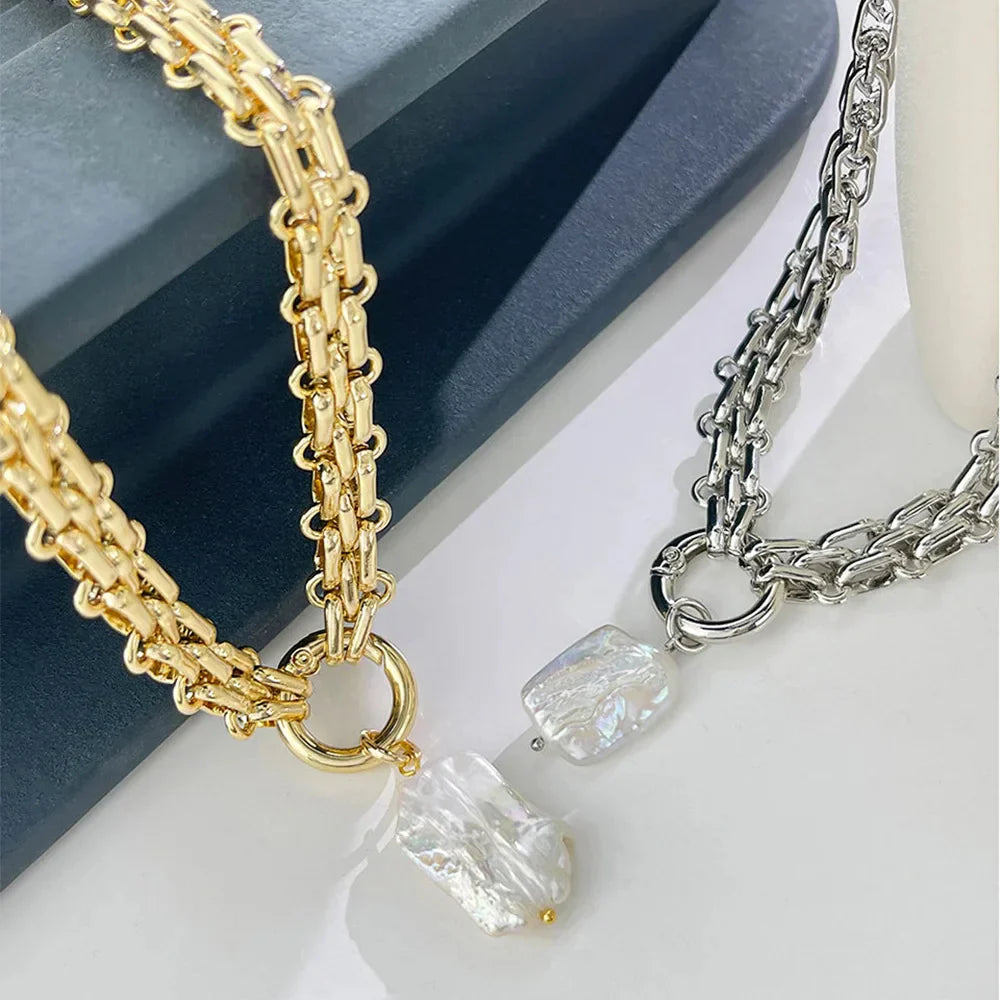Collar de perlas barrocas de agua dulce con cadena de oro y plata