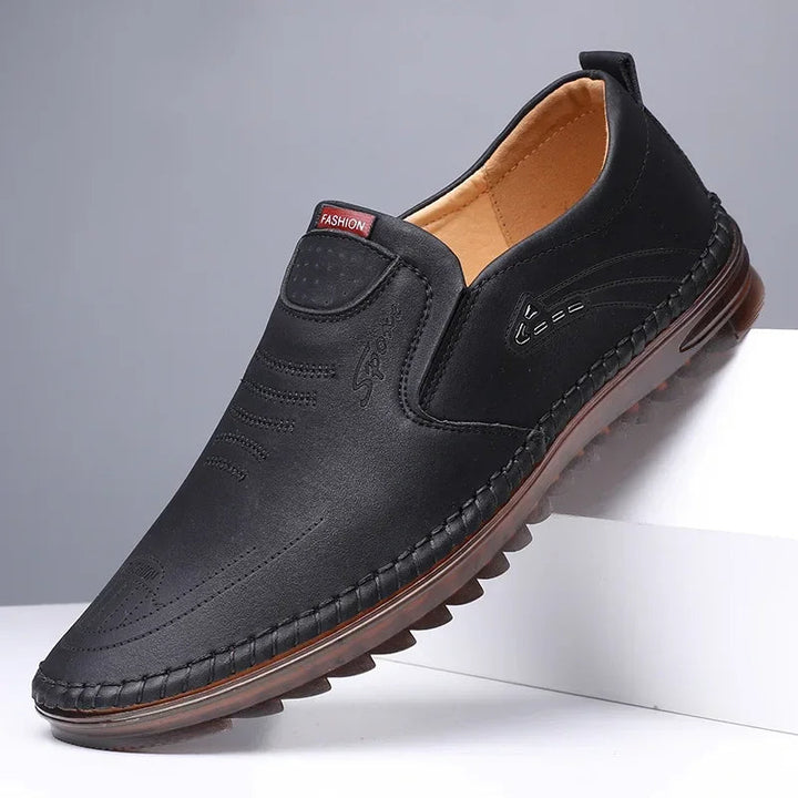 Mocasines de cuero elegantes para hombre: sofisticación sin esfuerzo en cada paso