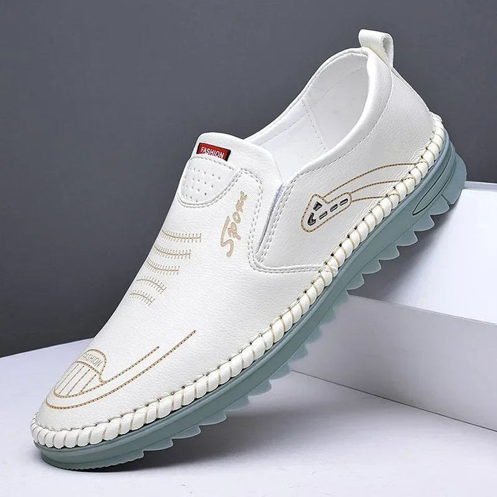 Mocasines de cuero elegantes para hombre: sofisticación sin esfuerzo en cada paso