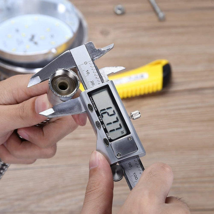 Calibrador Digital de Vernier 150mm