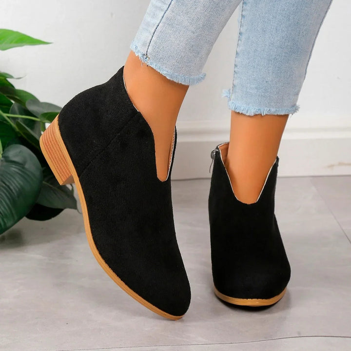 Elegantes botines de ante para mujer