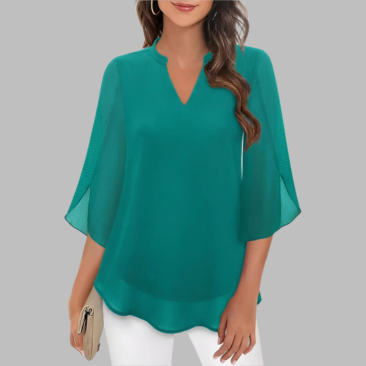 Top de Verano con Cuello en V y Mangas en Pétalo