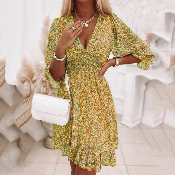 Minivestido boho floral: encanto bohemio sin esfuerzo para los días soleados