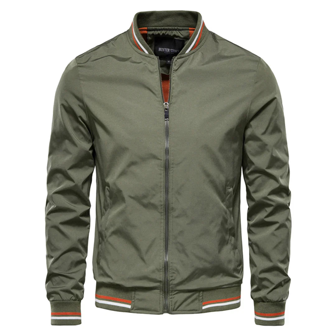 Chaqueta bomber UrbanFlex: estilo elegante y comodidad para el día a día