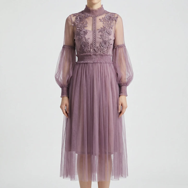 Blossamé - Vestido midi de malla con aplicaciones florales