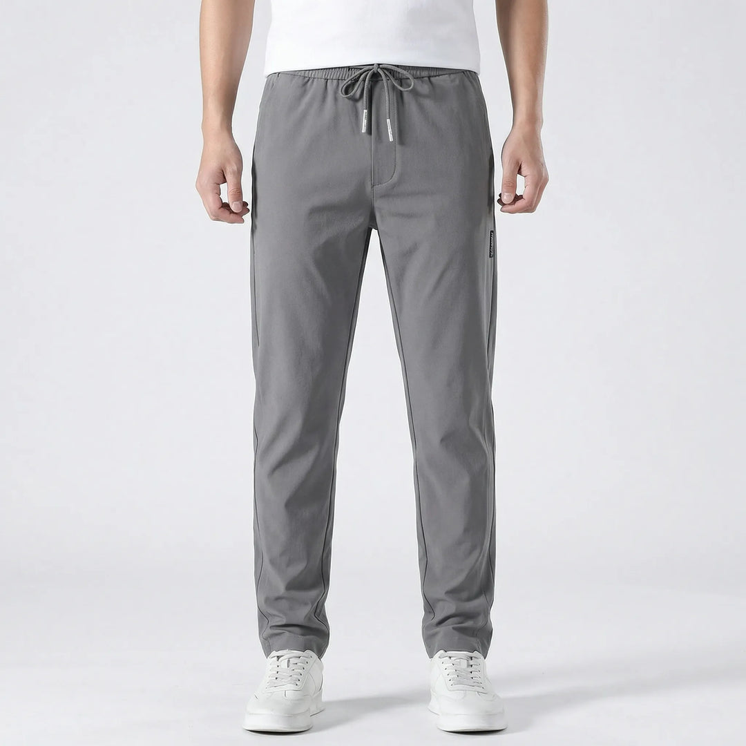 Pantalones chinos casuales de corte recto y ajustado para uso diario.
