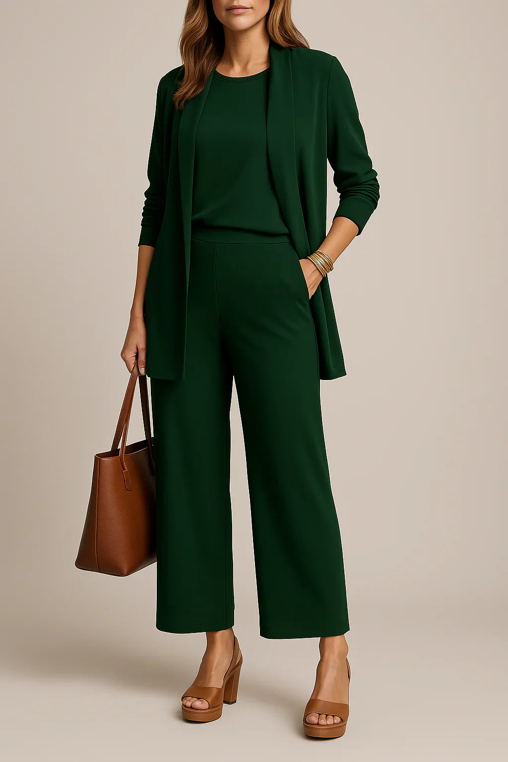 Mackenzie: traje de tres piezas elegante y refinado
