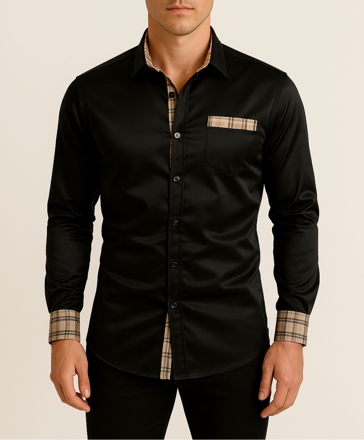 Camisa con detalles de cuadros refinados