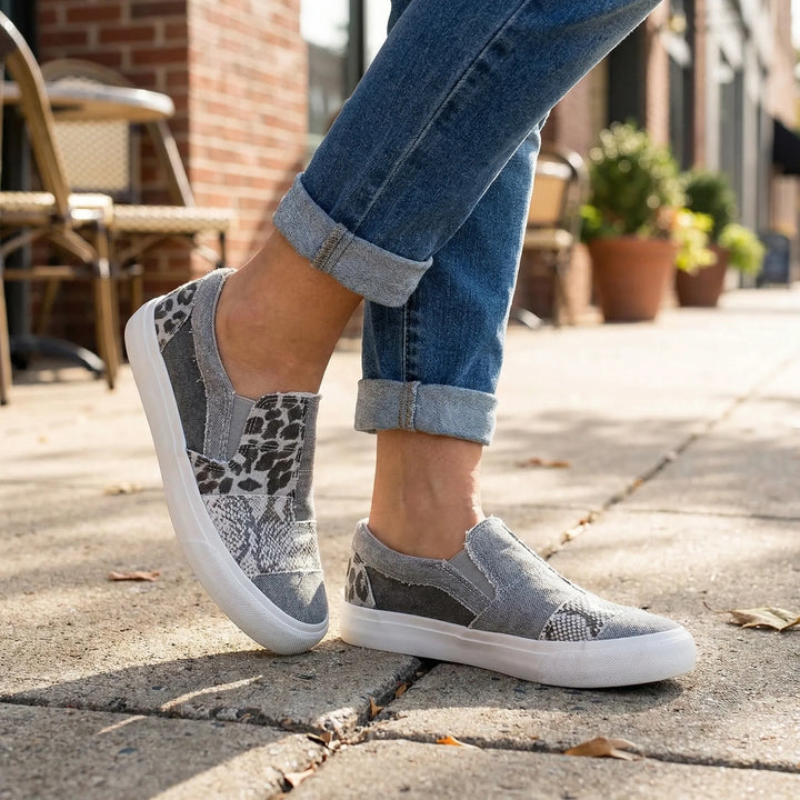 Denvra - Mocasín sin cordones de mezclilla con patchwork