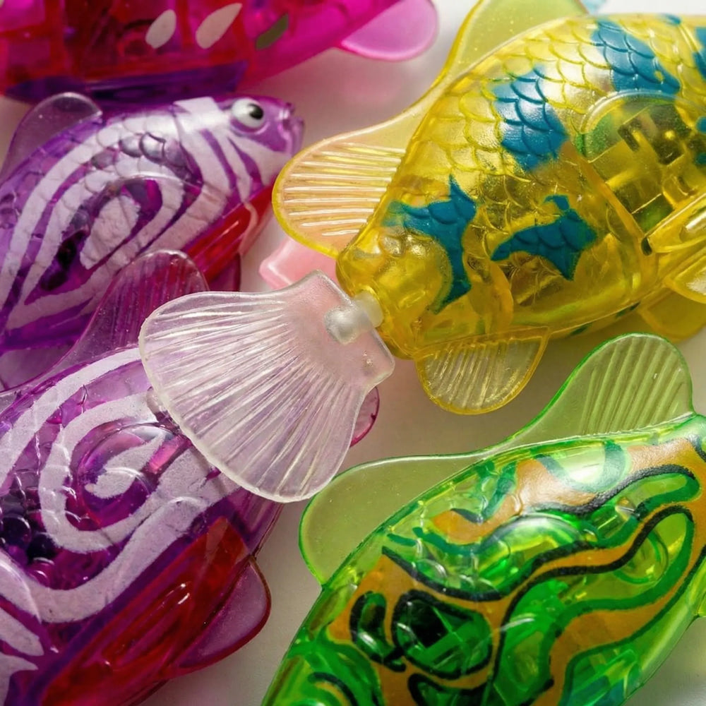 Fintastic - Juguete acuático para gatos con forma de pez que funciona con pilas