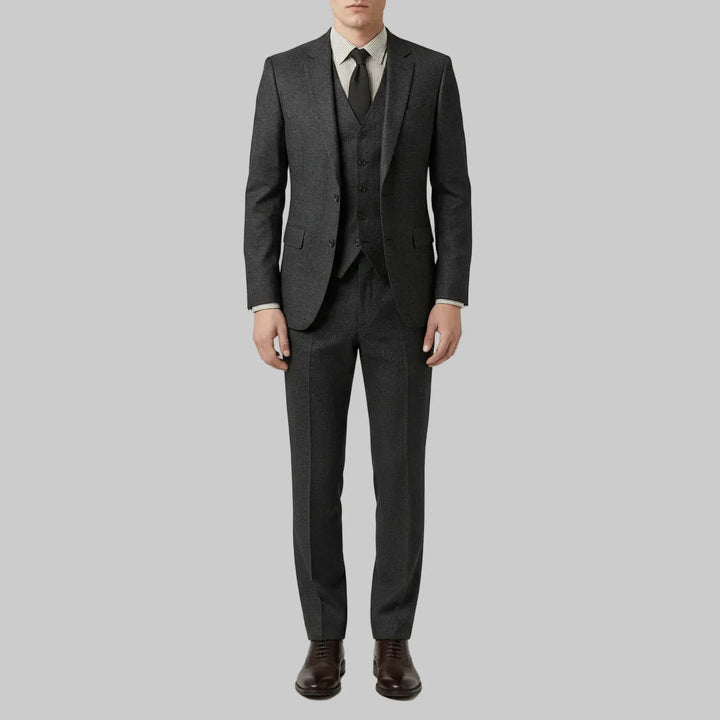 Traje formal de tres piezas de corte ajustado Formvex