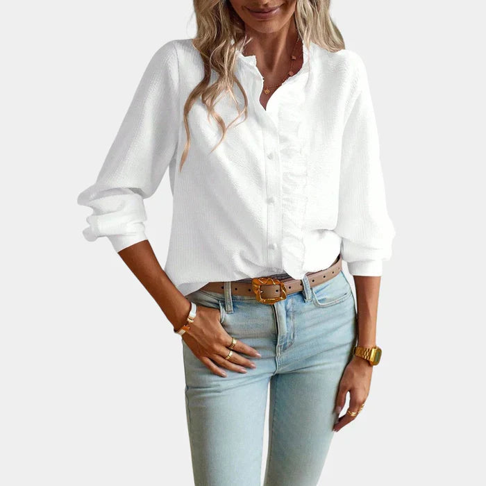 Blusa de mujer a rayas con volantes y elegante cierre de botones