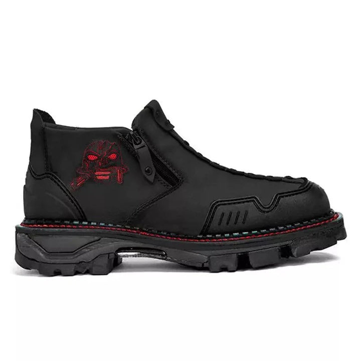 Botines de hombre con detalle de calavera: estilo atrevido y comodidad para el día a día