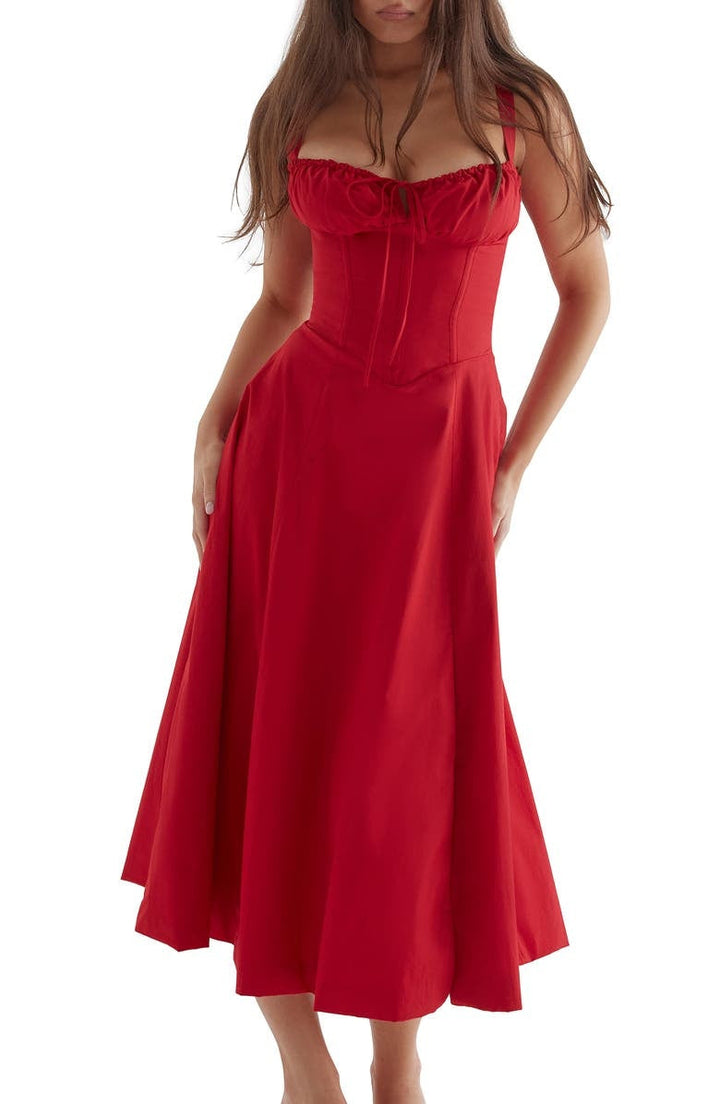 Vestido floral que marca la cintura