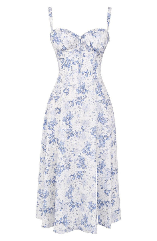 Vestido floral que marca la cintura