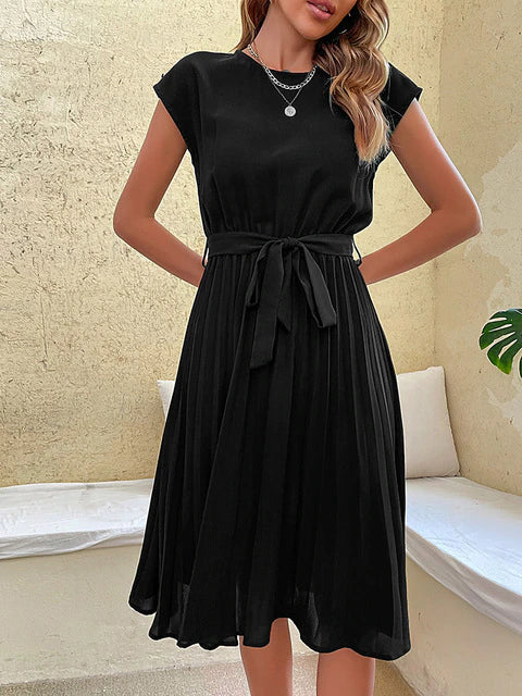 Vestido Mini Plisado de Manga Corta