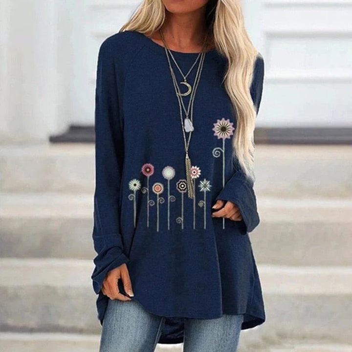 Sudadera con bordado floral en 3D: textura suave y elegancia sutil