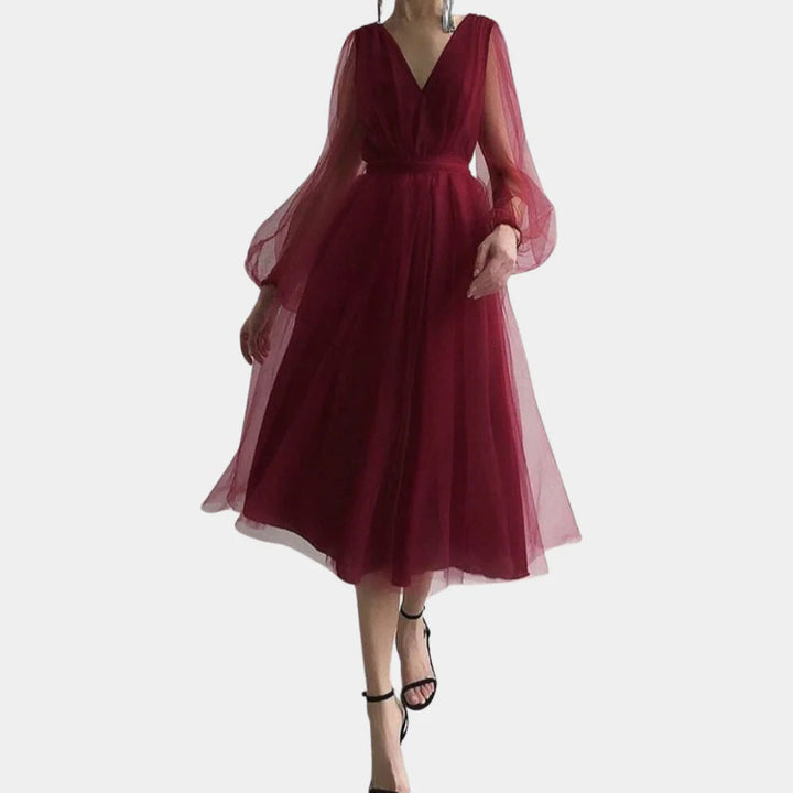 Vestido midi con detalles de encaje vintage