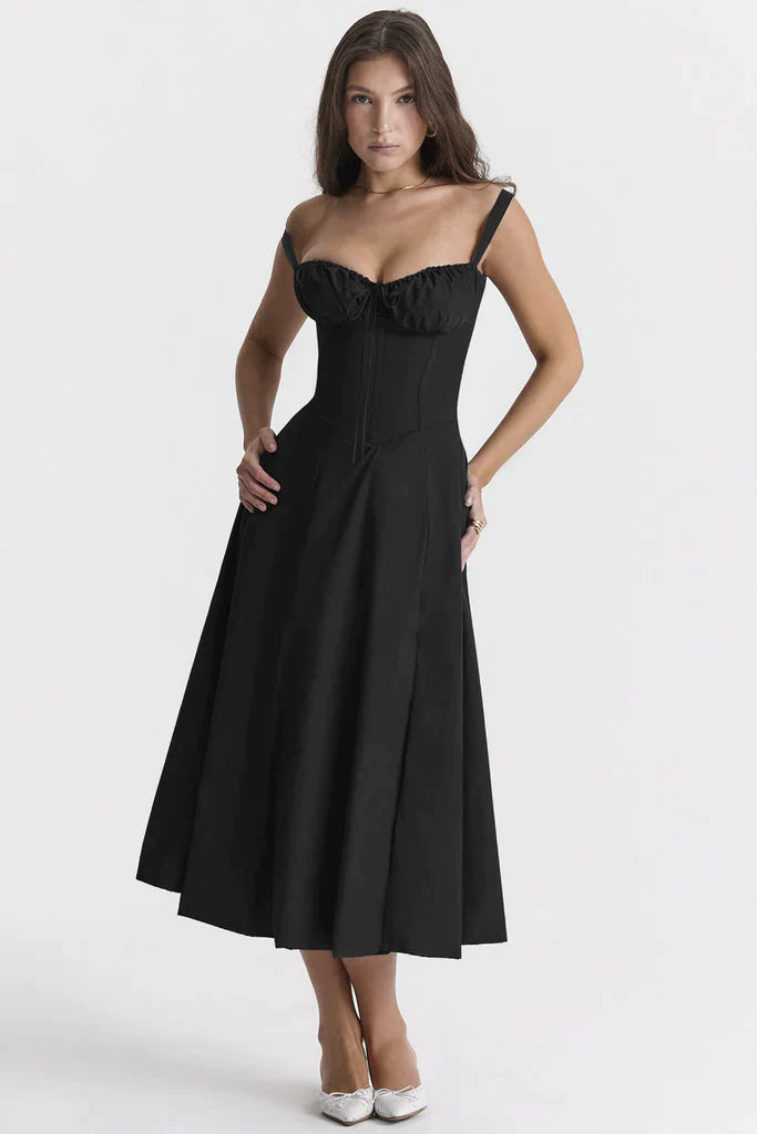 Vestido floral que marca la cintura