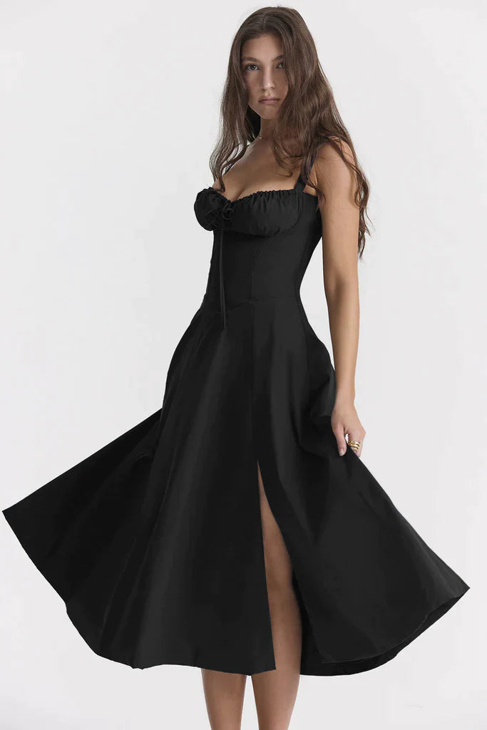 Vestido floral que marca la cintura