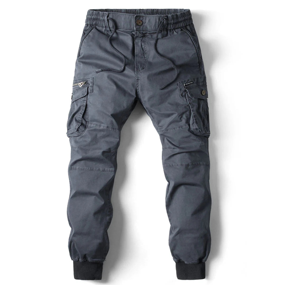 Pantalones cargo funcionales para hombre
