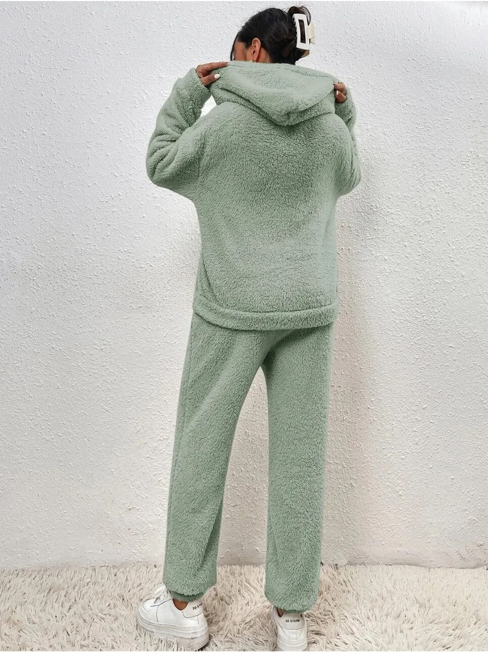 Pijama de felpa con capucha ultracómodo: elegancia acogedora para momentos de relax