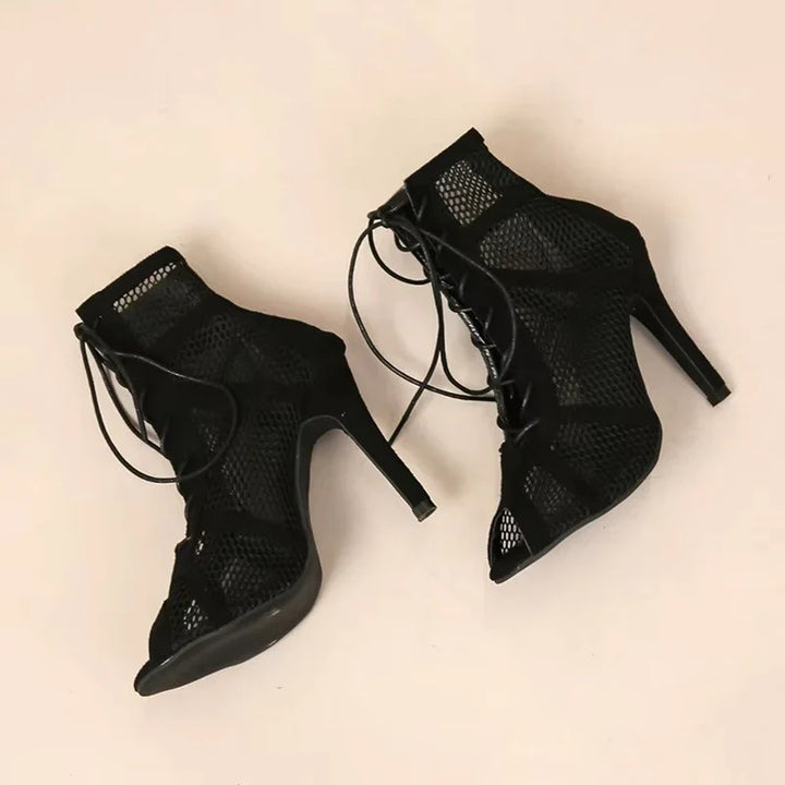 Zapatos de tacón elegantes con correa al tobillo
