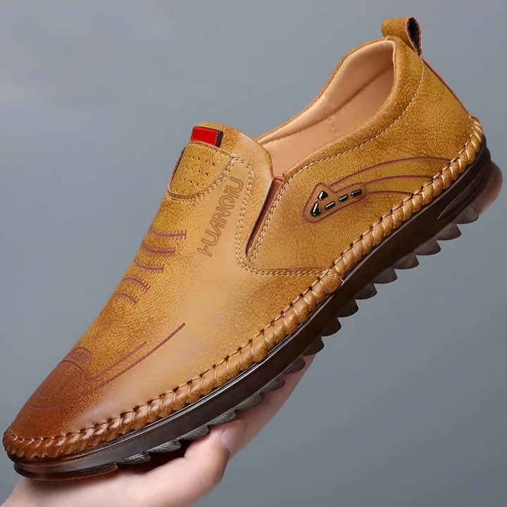 Mocasines de cuero elegantes para hombre: sofisticación sin esfuerzo en cada paso