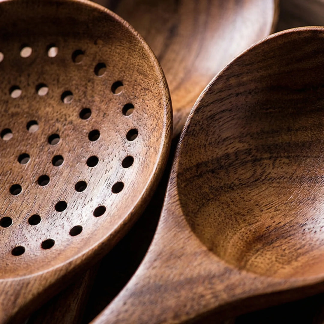 Teakivo - Juego de 7 utensilios de madera hechos a mano
