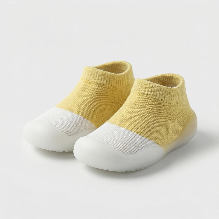 Tredlix - Zapato flexible para niños pequeños que simula ir descalzos.