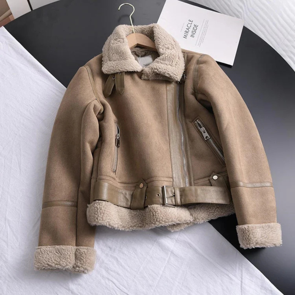 Chaqueta Versátil y Estilosa para Mujeres