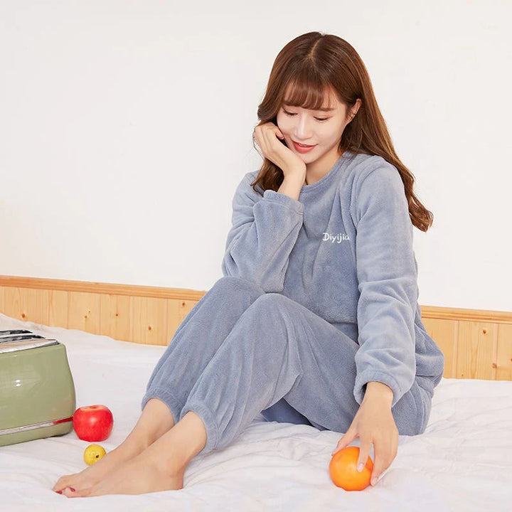 Luna Luxe – Conjunto de pijama para mujer con un diseño elegante y una comodidad suprema