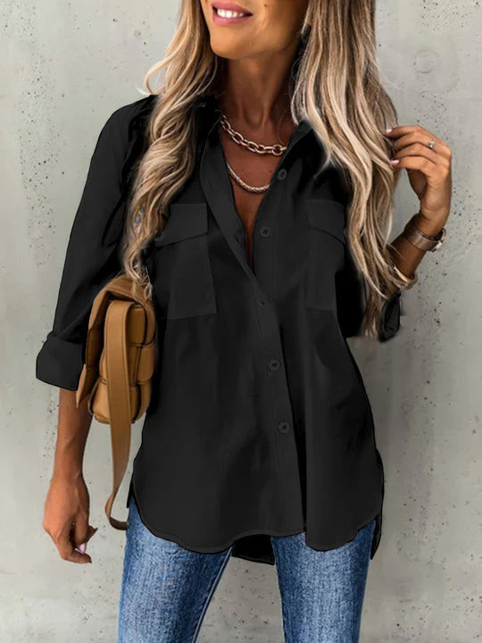 Blusa de mujer con botones y elegancia natural