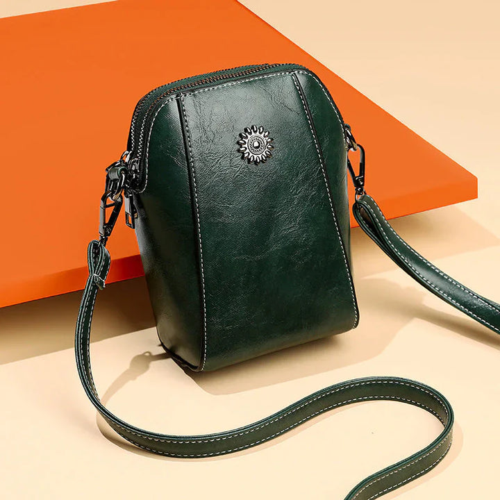 Charina: un bolso de hombro elegante y versátil para mujer