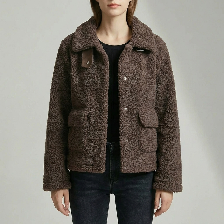 Chaqueta de Polar Teddy Recortada con Solapa