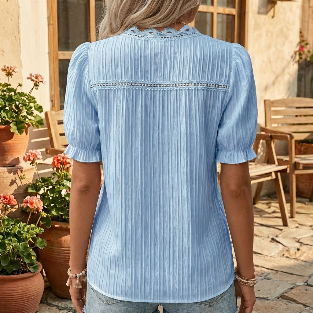 Blusa de Encaje Elegante con Cuello en V para Mujeres