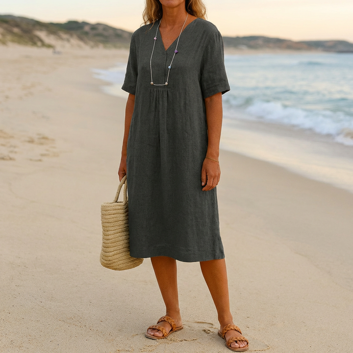 Vestido Relajado de Playa con Cuello en V y Mangas Cortas