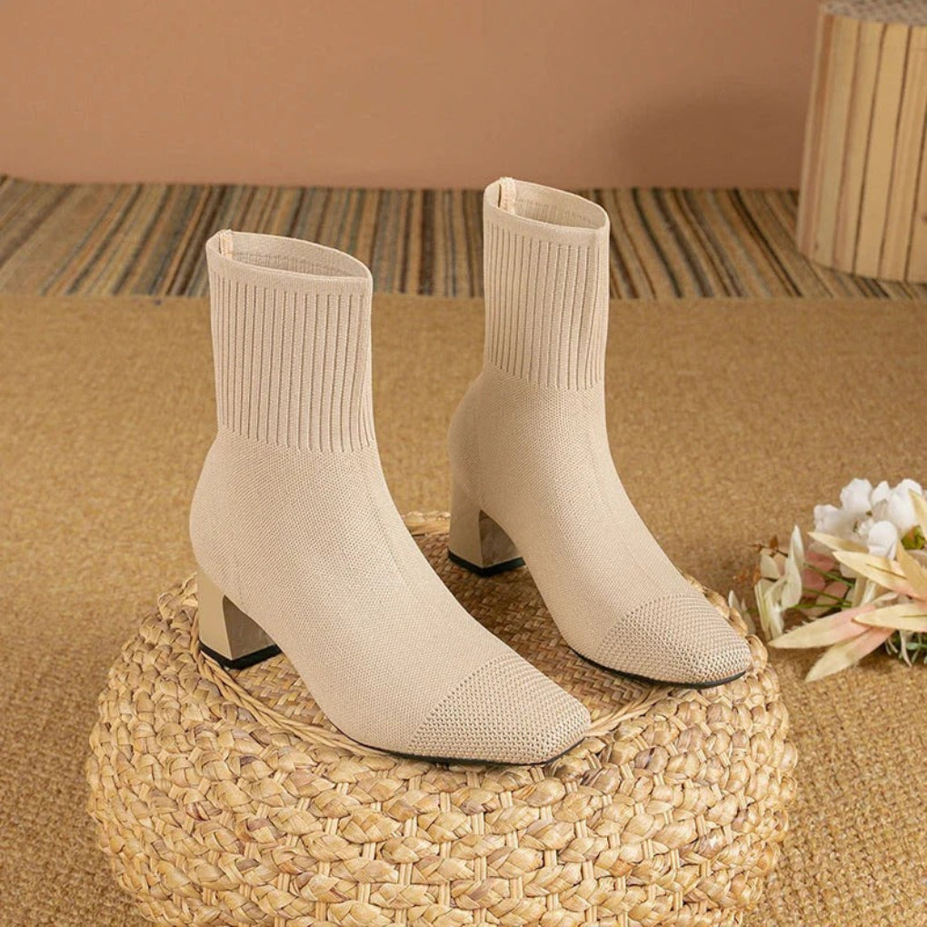 Botas de Calcetines de Mujer con Comodidad Moderna y un Toque Chic
